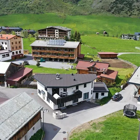 Minas Galtür